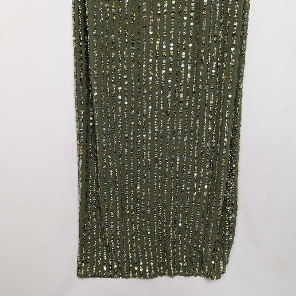 Mac Duggal Sequin High Neck Column Gown - Picture 6 of 16